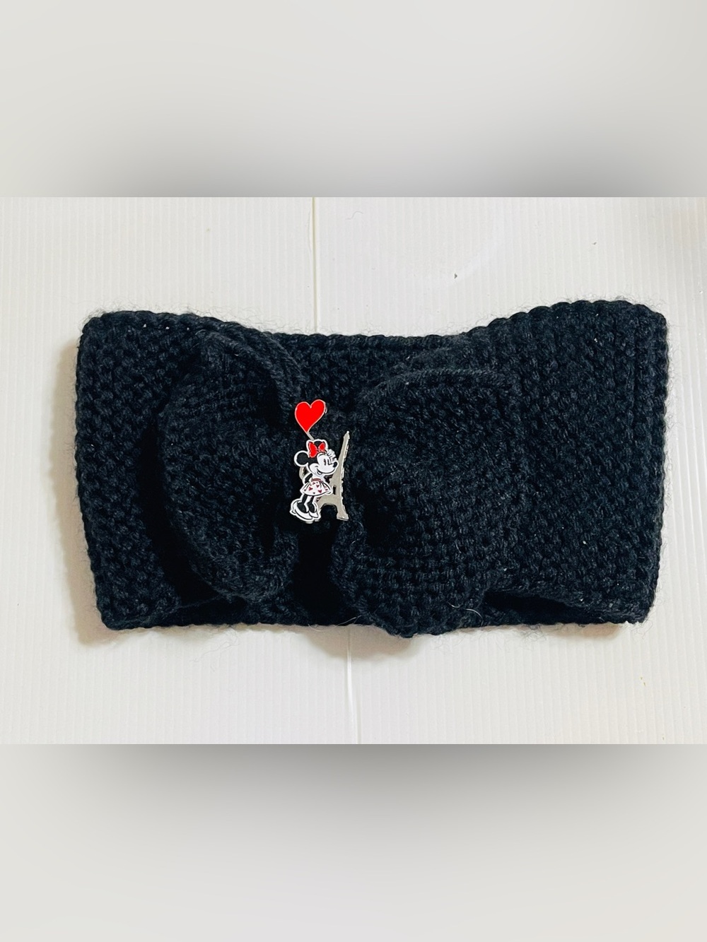 Disneyland Paris Minnie Mouse Winter Crochet Knit Bow Headband Ear Warmer Black